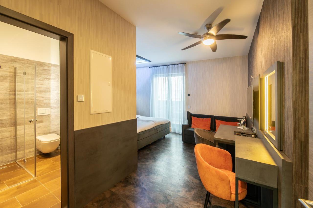 Hotel Lifestyle Mindelheim Eksteriør billede